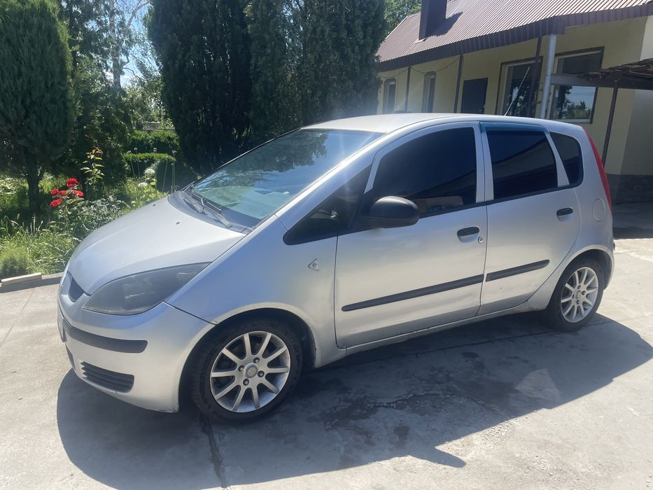 Mitsubishi Colt VI