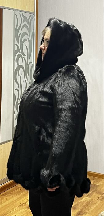 Шуба норкова чорна
