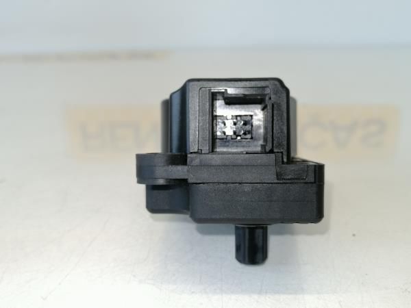 Motor da comporta da sofagem OPEL Astra J