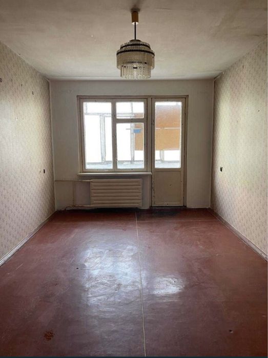 Продам 1 кімнатну квартиру під ремонт