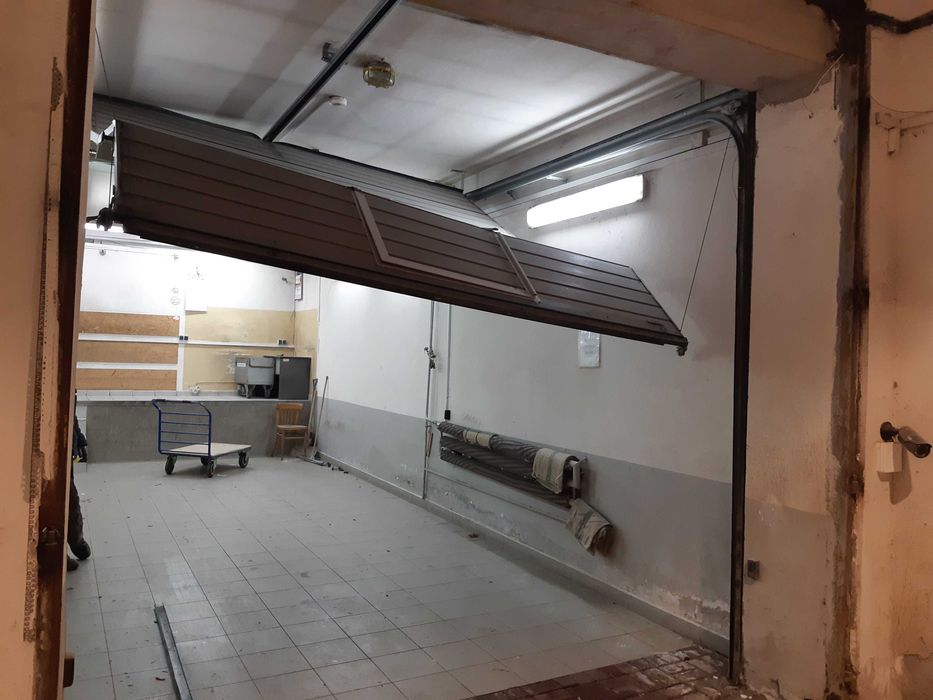 Serwis / naprawa / montaż bram garażowych i automatyki / napędów bramy