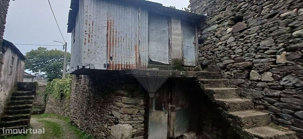 Moradia T2 para venda