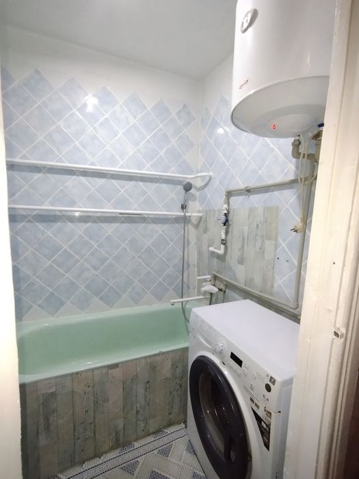 Продам двокімнатну квартиру