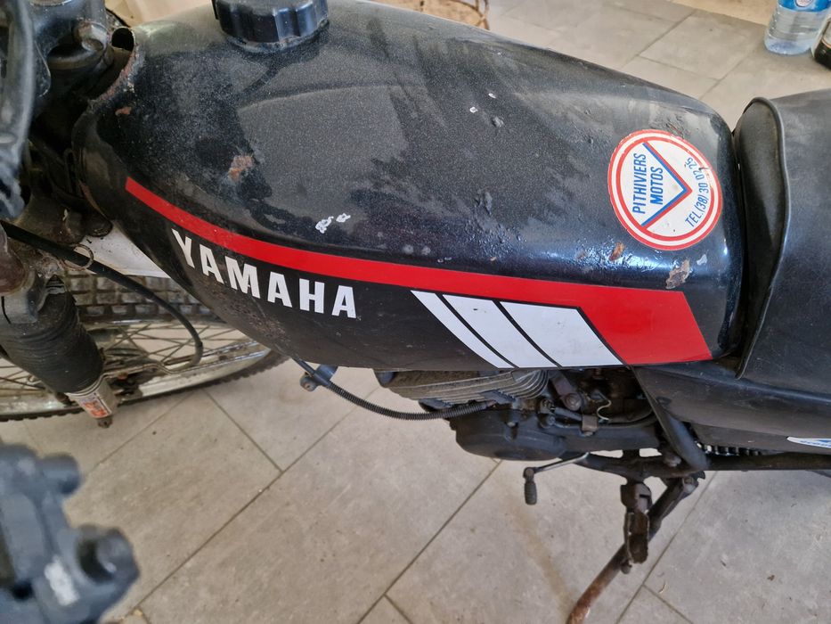 Moto Yamaha DT 125