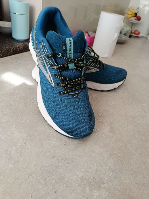 Кросівки Brooks Adrenaline GTS 19