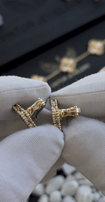 Сережки Ван Клиф желтое золото 585 пробы. Сережки Van Cleef