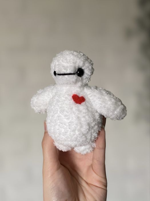 Pluszak inspirowany Baymaxem