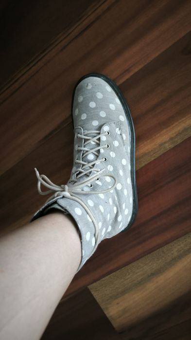 Sznurowane buty glany,jak Martensy, r.39