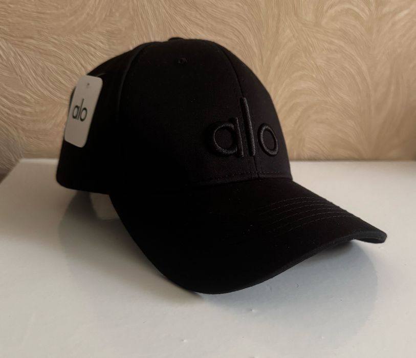 Бейсболка  кепка Alo Yoga