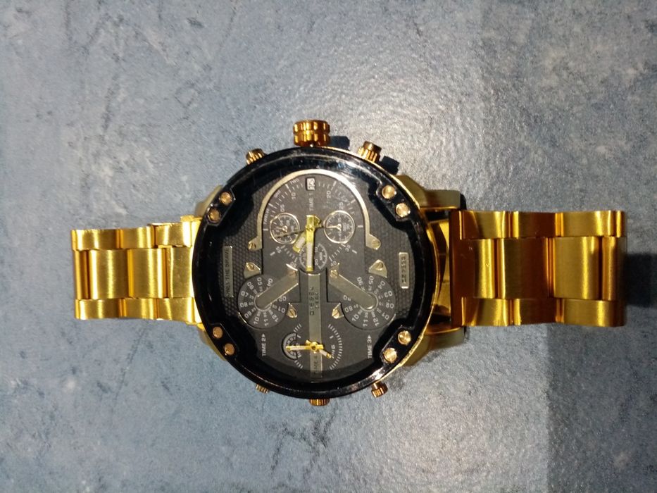 Zegarek męski- złoty kolor