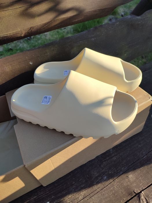 Yeezy Slide Adidas