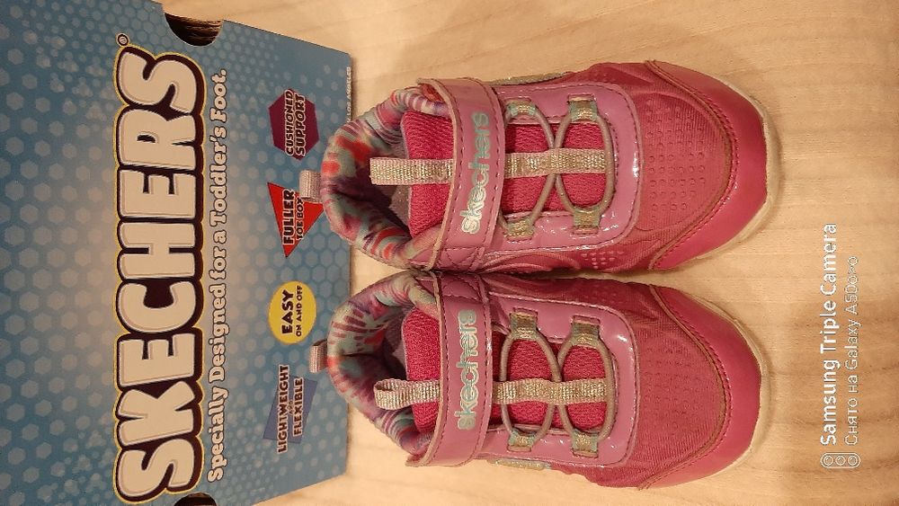 Кроссовки детские skechers