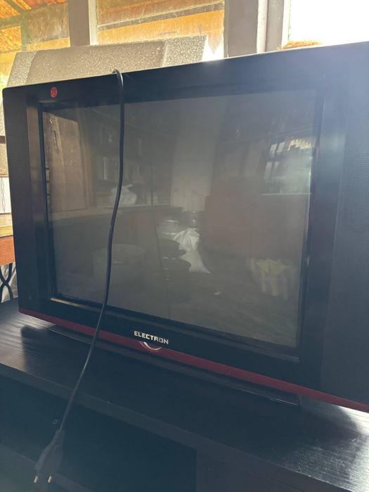 Продам телевизор Electron