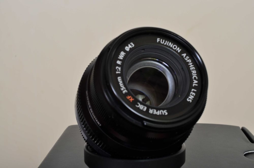 Novo. Fuji XF 35mm F: 2.0 WR. Caixa e acessórios. fatura, garantia PT.