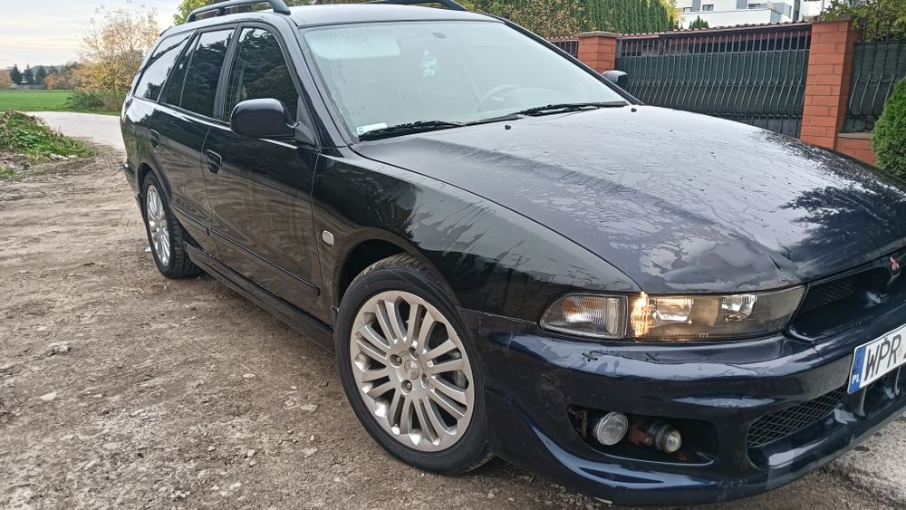 Mitsubishi Galant
