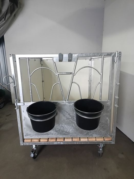 Kojec do cielaka pojedynczy byczki jałoszki opasy wygrodzeni 
Mocna ko