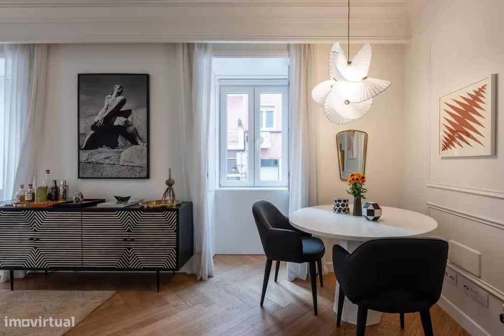 Apartamento T1 com estacionamento, Estrela, Lisboa