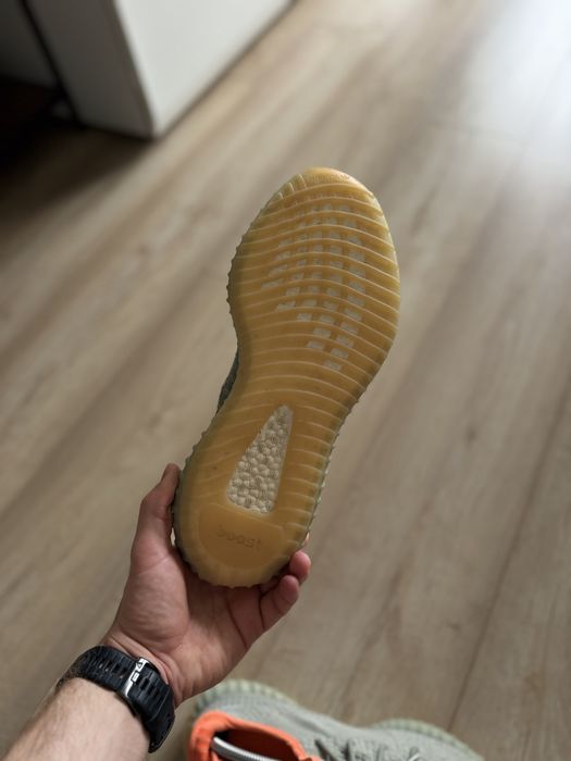 Yeezy 350 V2 Desert sage 44