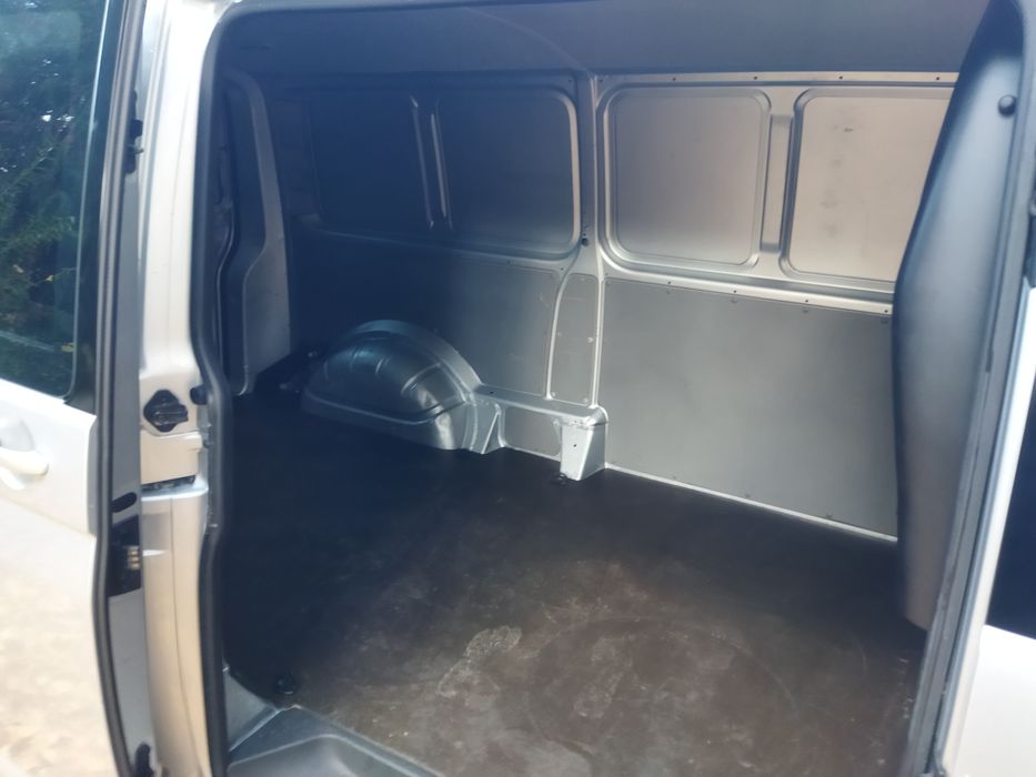 VW Transporter T5 Lift 2.0 TDI Long Klima Alu Tempomat PDC