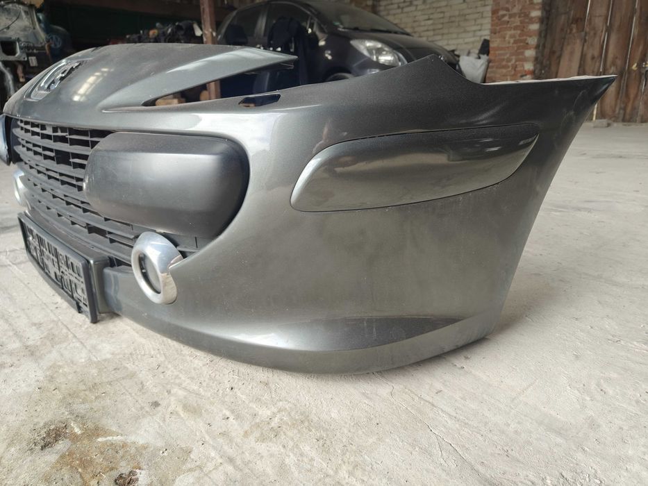 Peugeot 307 LIFT zderzak przedni xenon