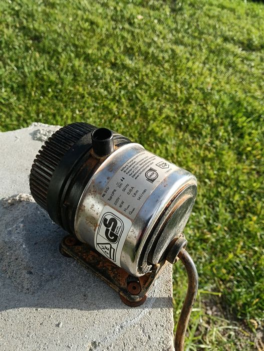 Oase pompa do oczka wodnego