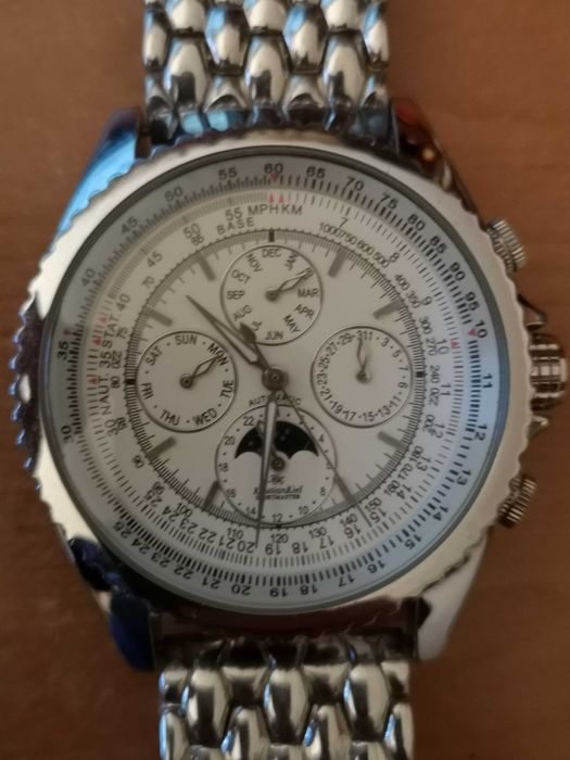 Relógio automático novo