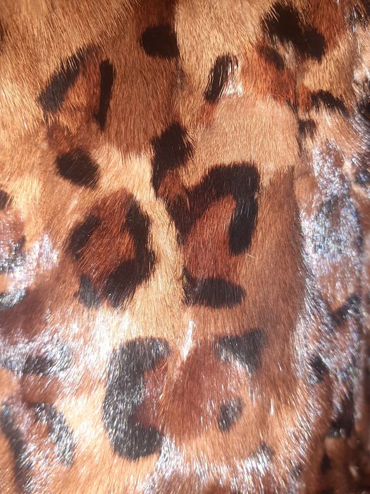 Продам норковую  шубу в хорошем состоянии