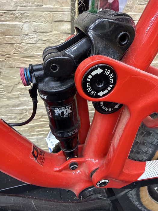 Bicicleta btt Focus Carbono Roda 29