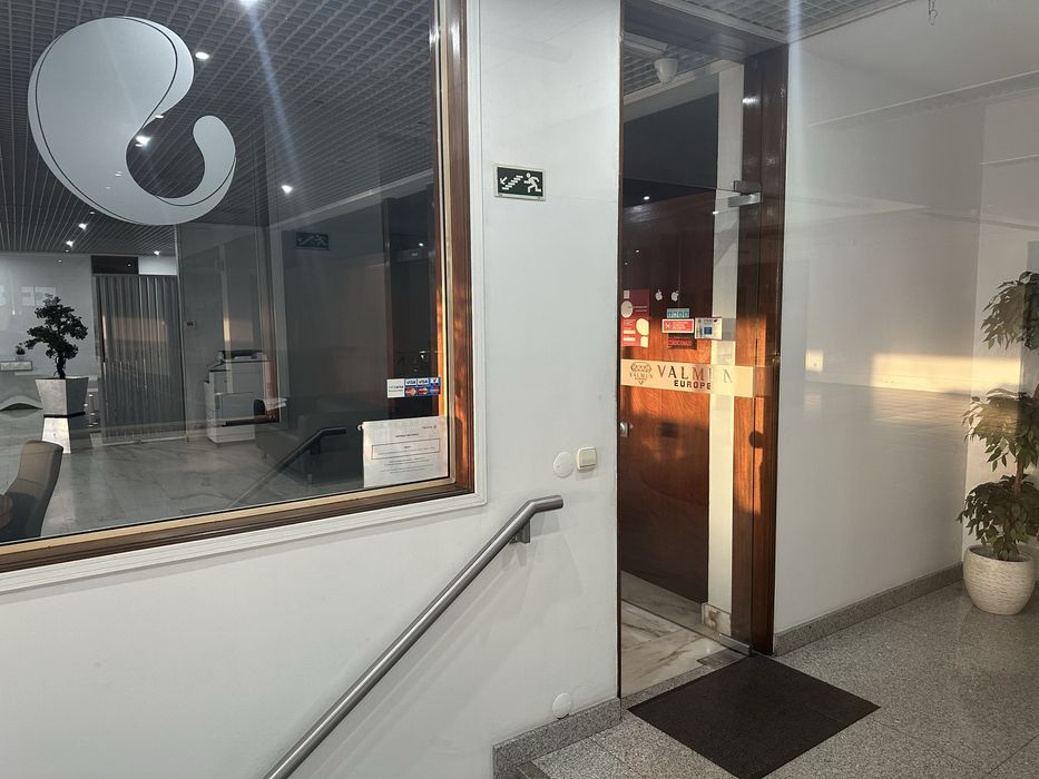 Salas e Escritórios para Arrendamento – Nogueira | Salas Individuais