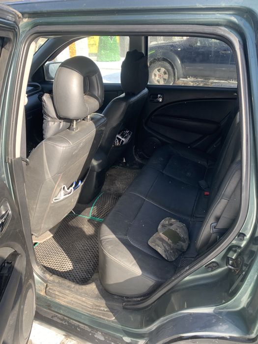 Продам  свое авто аутлендер