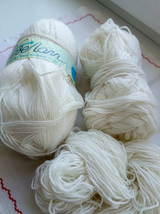 Wloczka biała ok 200g