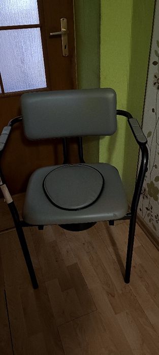 Przenośna toaletowa