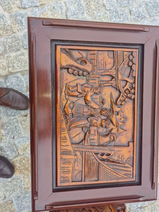 Restored antique side tables in Lousada64739415849986124