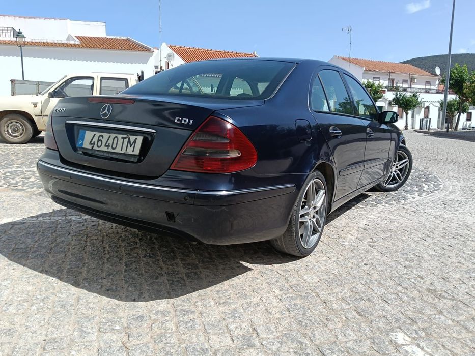 Mercedes-Benz E 270 CDi Elegance