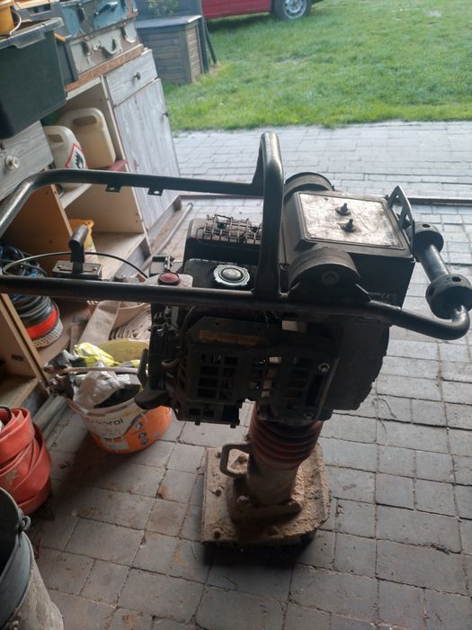 Skoczek bomag zageszczarka