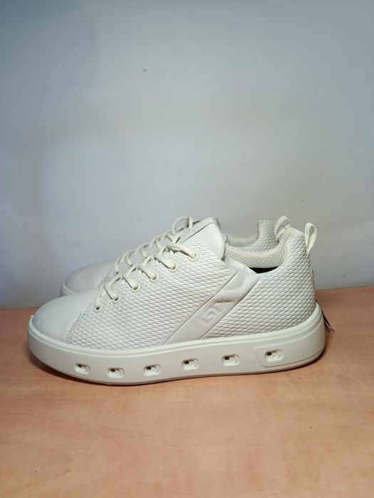 Кросівки ECCO Street 720 Gore-tex 38р.
