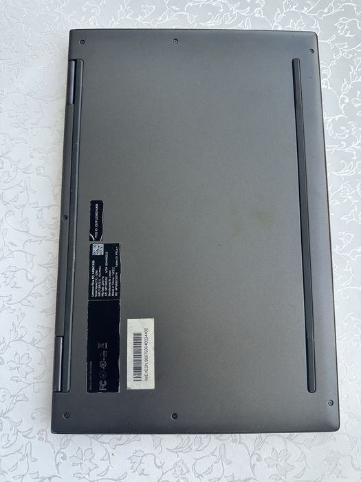 Ноутбук Lenovo Flex 5G