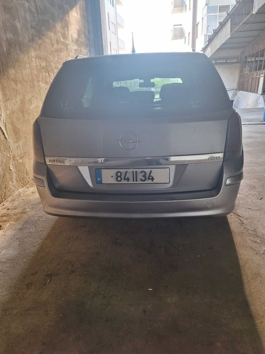 Carrinha opel astra