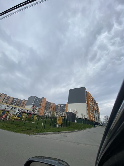 Продаж квартири в зданому будинку і обжитій секціі