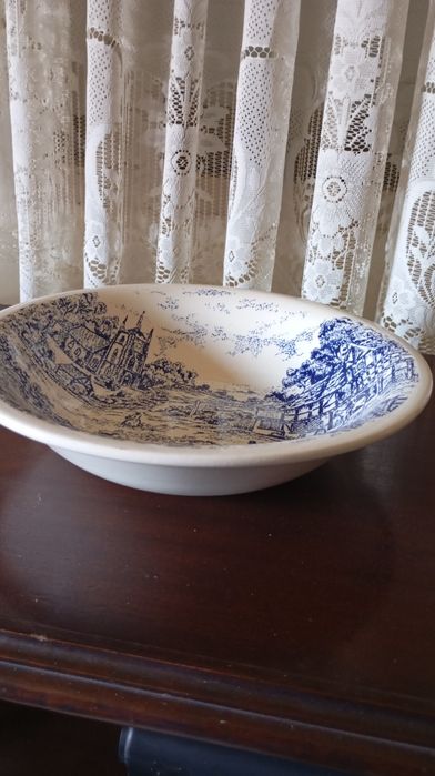 Grande Prato de Porcelana