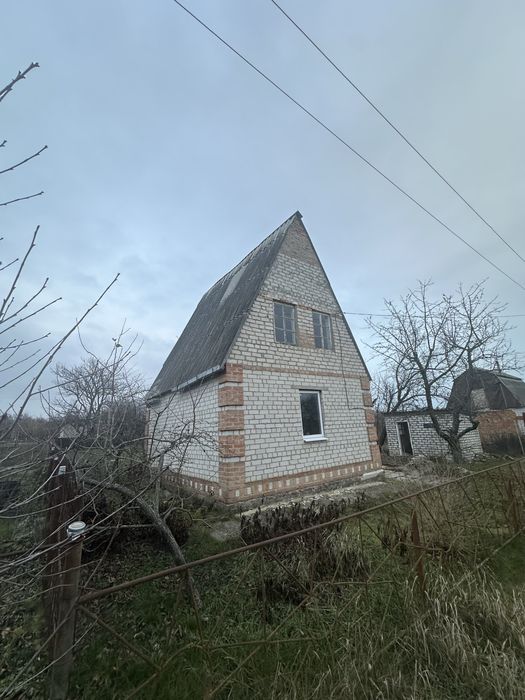 Дача з лазнею та ділянка 10 соток Геолог