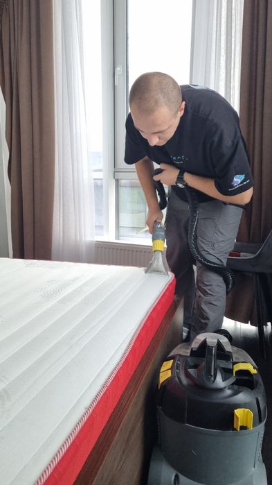 Хімчистка диванів Київ та околиці