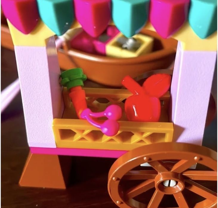 Lego 41155 Disney przygoda Elzy na targu