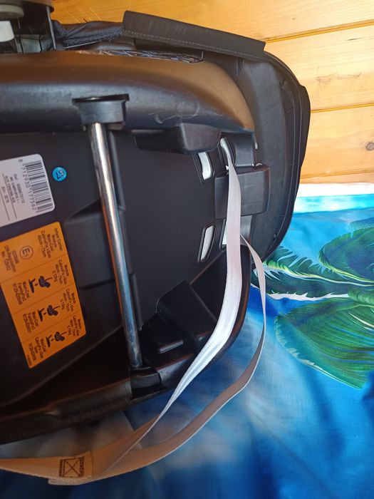 Cadeira auto maxi-cosi modelo CabrioFix i-Size