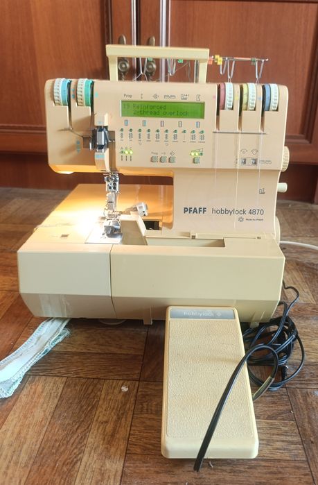 Продаю оверлок PFAFF hobbylock 4870