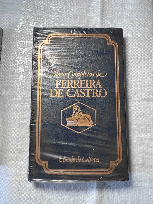 Várias Coleções de Livros