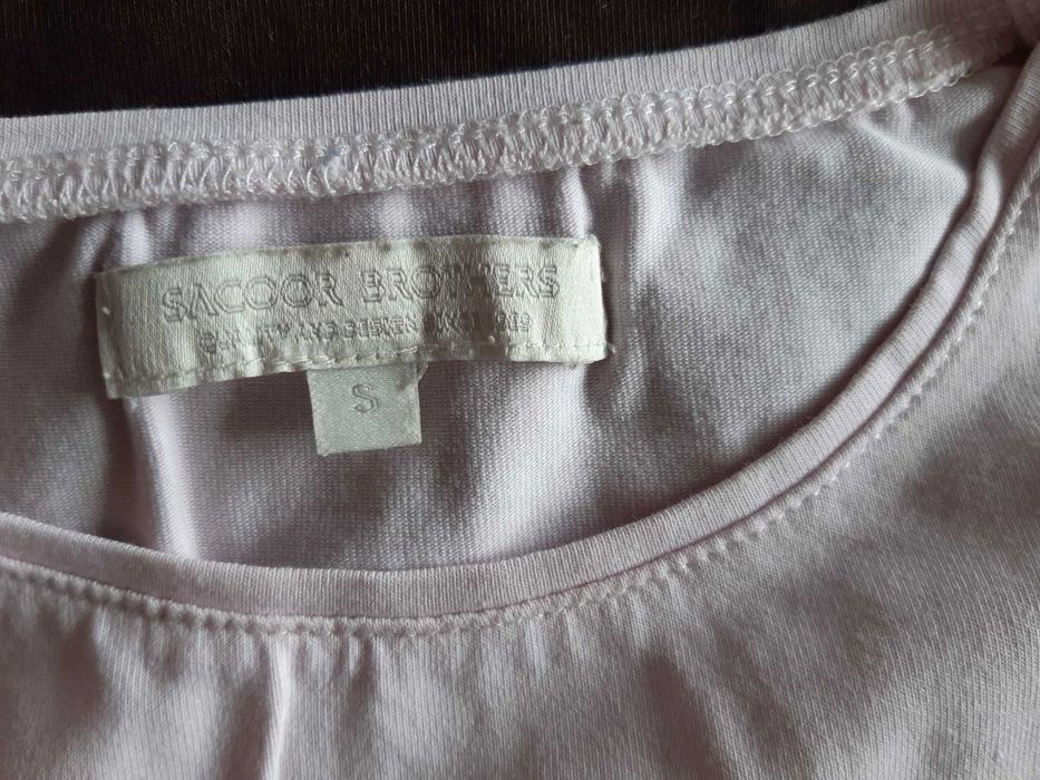 5 t-shirts da sacoor Brothers M