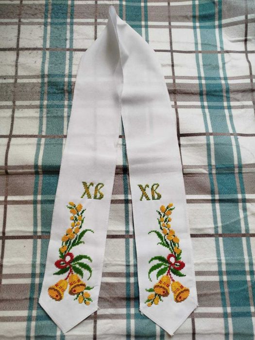 Великодній бант на кошик.