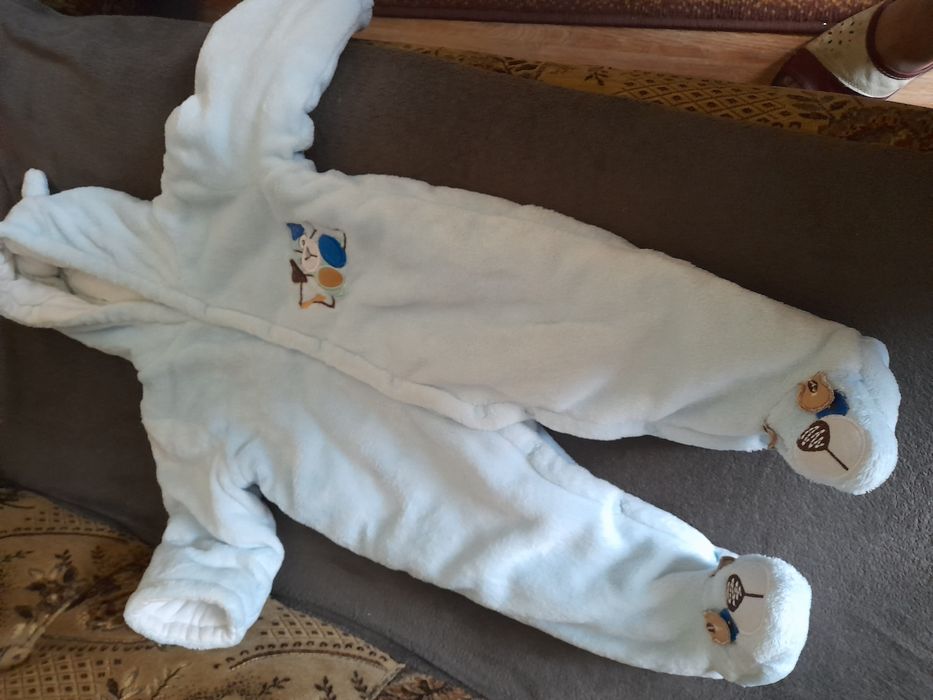 Kombinezon dziecięcy misiek