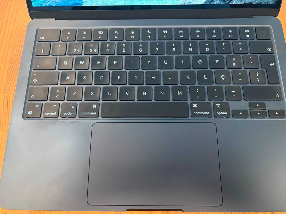MacBook Air 13-inch, M3, 2024